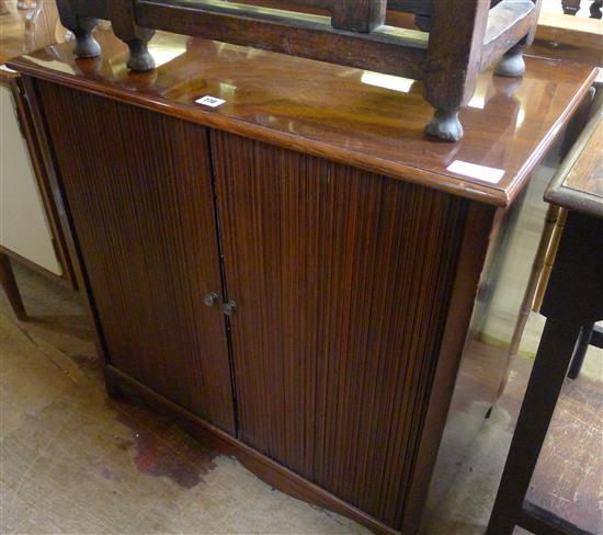 2 door dwarf cabinet